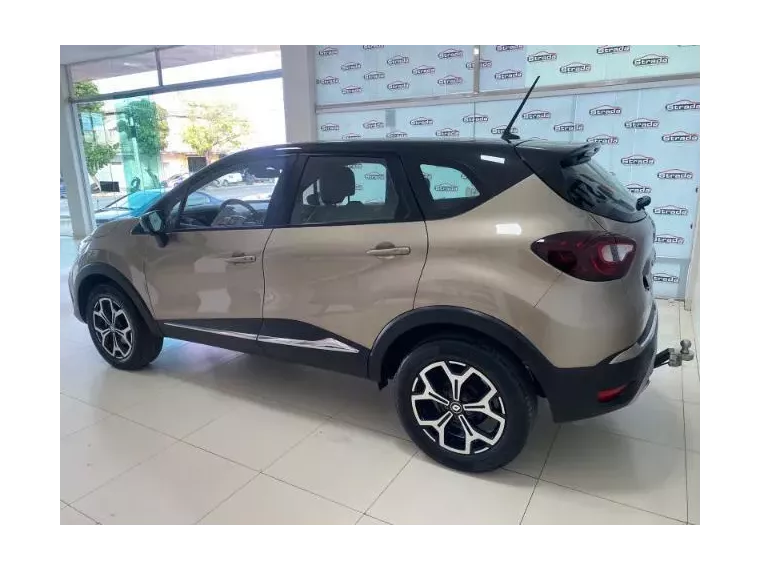 Renault Captur Bege 7