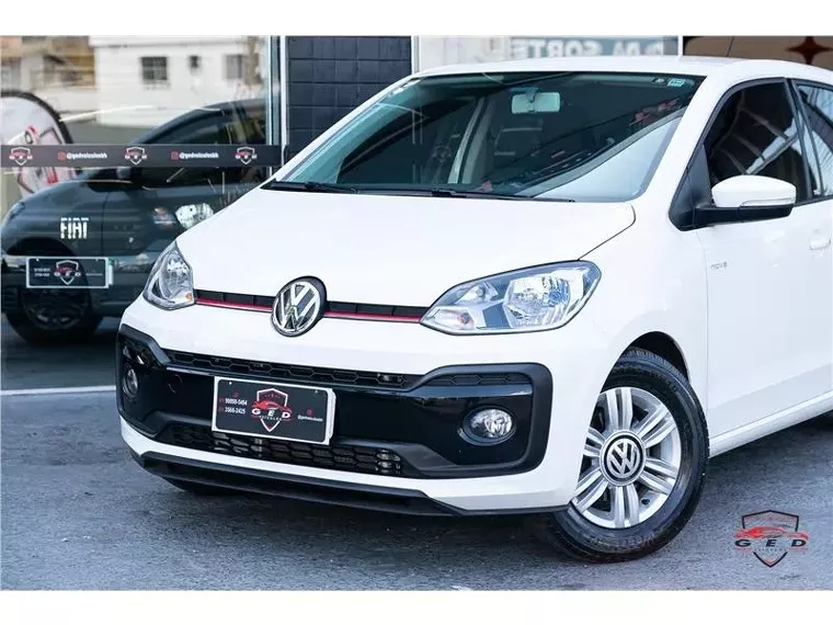 Volkswagen UP Branco 14