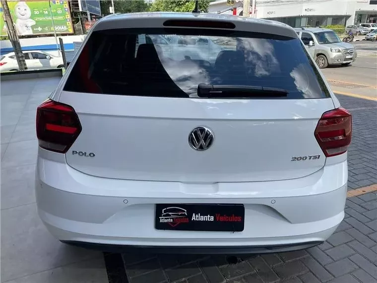 Volkswagen Polo Hatch Branco 2