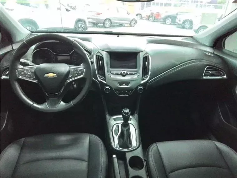 Chevrolet Cruze Preto 10