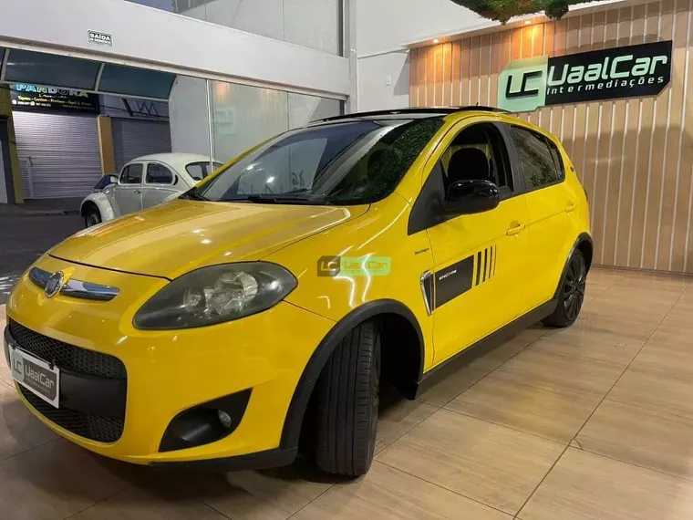 Fiat Palio Amarelo 2