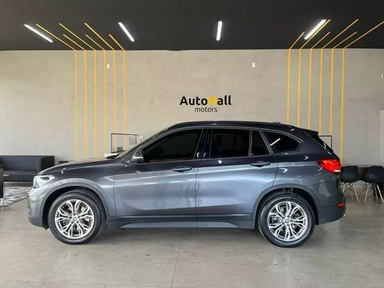 BMW X1 Cinza 2