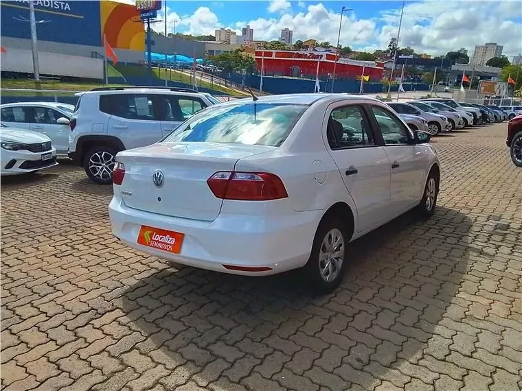 Volkswagen Voyage Branco 9