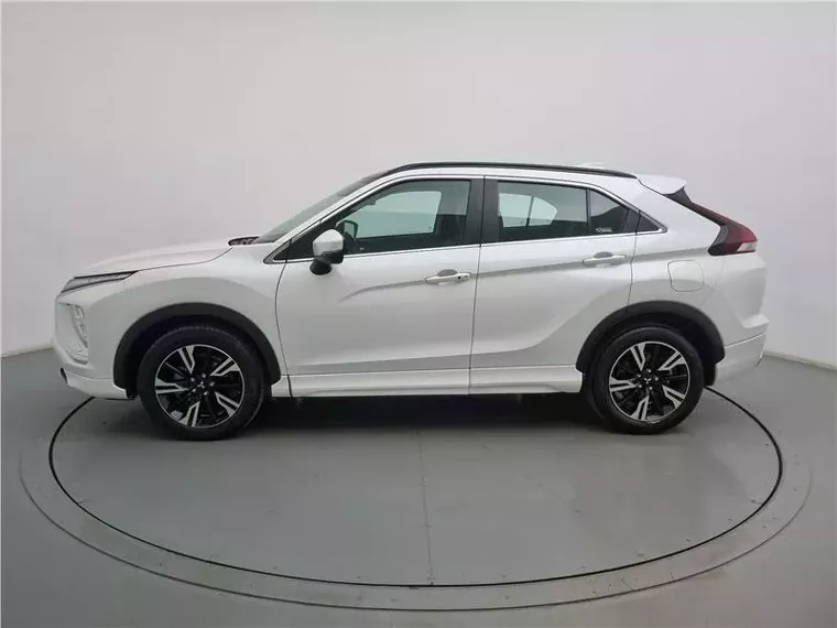 Mitsubishi Eclipse Cross Branco 10