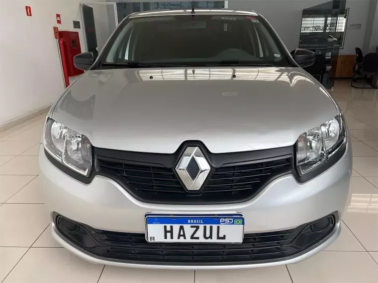 Renault Logan Prata 1