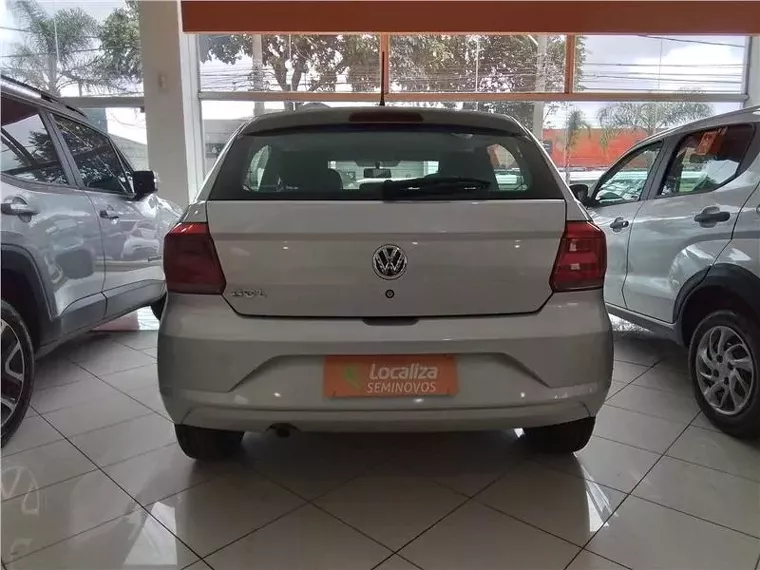 Volkswagen Gol Prata 5