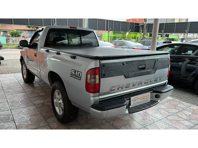 Chevrolet S10 Prata 2