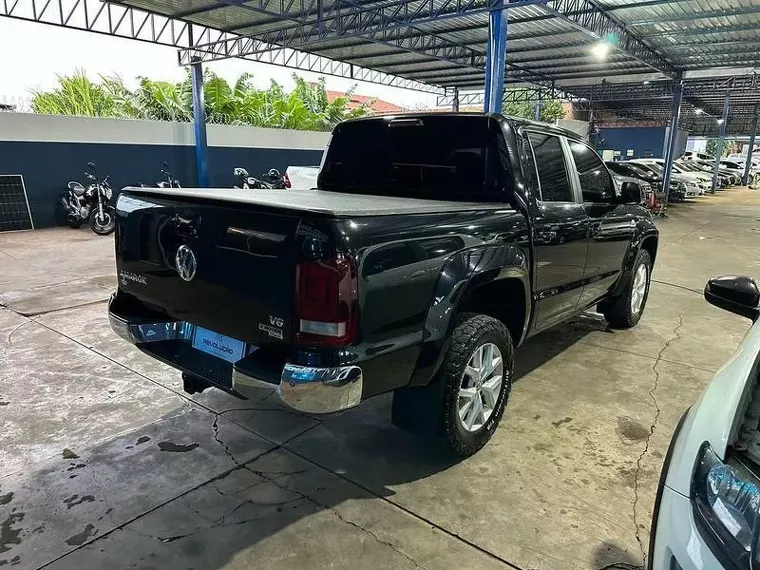 Volkswagen Amarok Preto 7