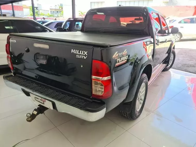 Toyota Hilux Preto 14