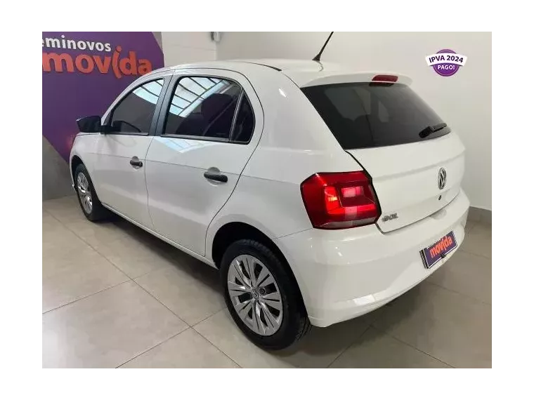 Volkswagen Gol Branco 4