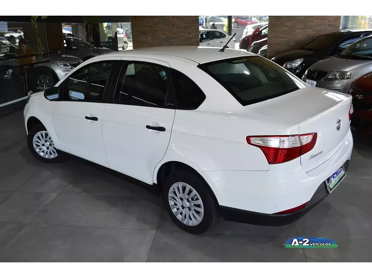 Fiat Grand Siena Branco 3