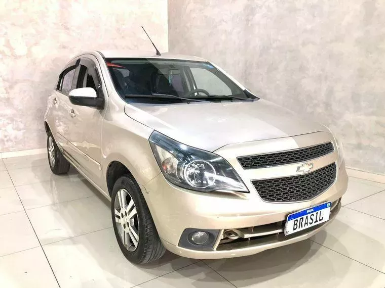 Chevrolet Agile Bege 8