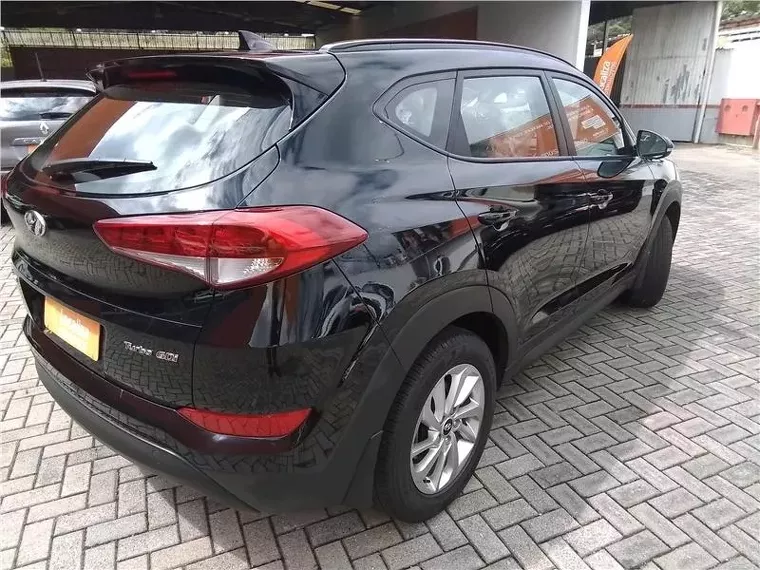 Hyundai Tucson Preto 13