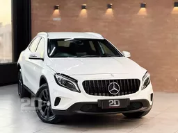 Mercedes-benz GLA 200