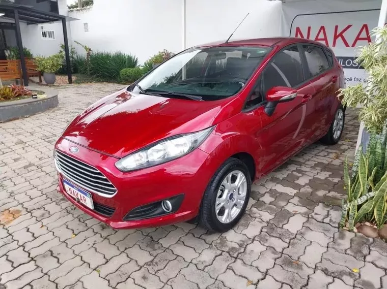 Ford Fiesta Vermelho 6