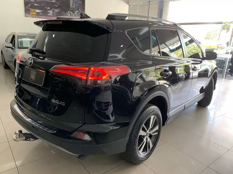 Toyota RAV4 Preto 11