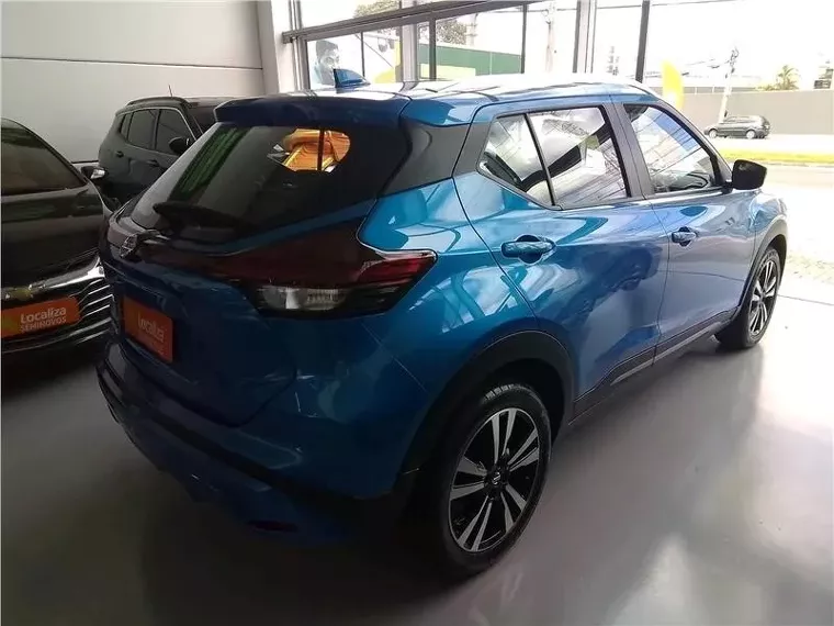 Nissan Kicks Azul 3