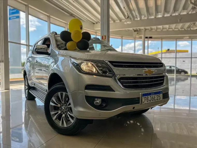 Chevrolet Trailblazer Prata 15