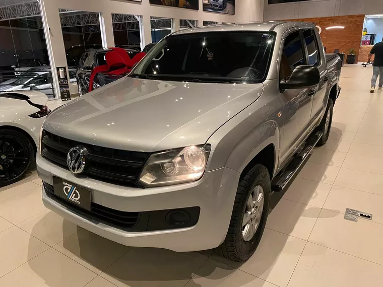 Volkswagen Amarok Prata 10