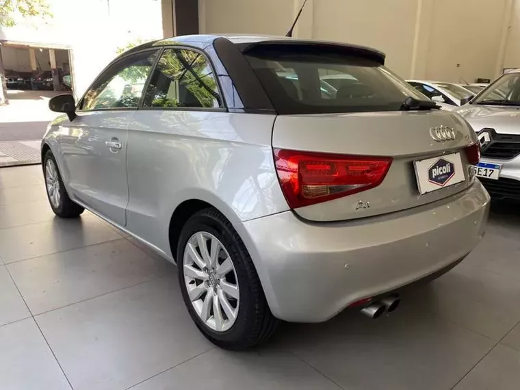 Audi A1 Prata 4