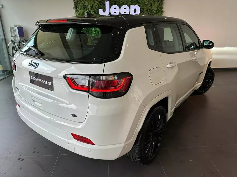 Jeep Compass Branco 10