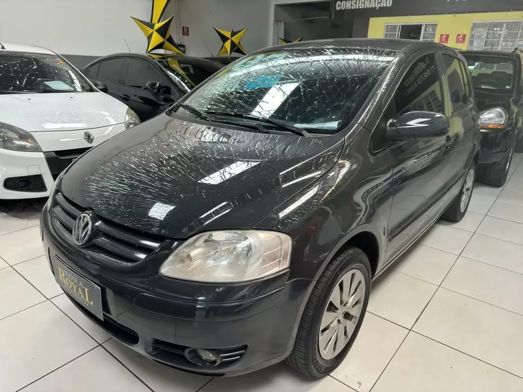 Volkswagen Fox Cinza 1