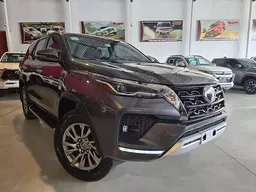 Toyota Hilux SW4