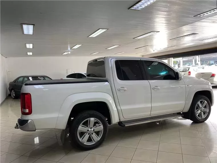 Volkswagen Amarok Branco 17