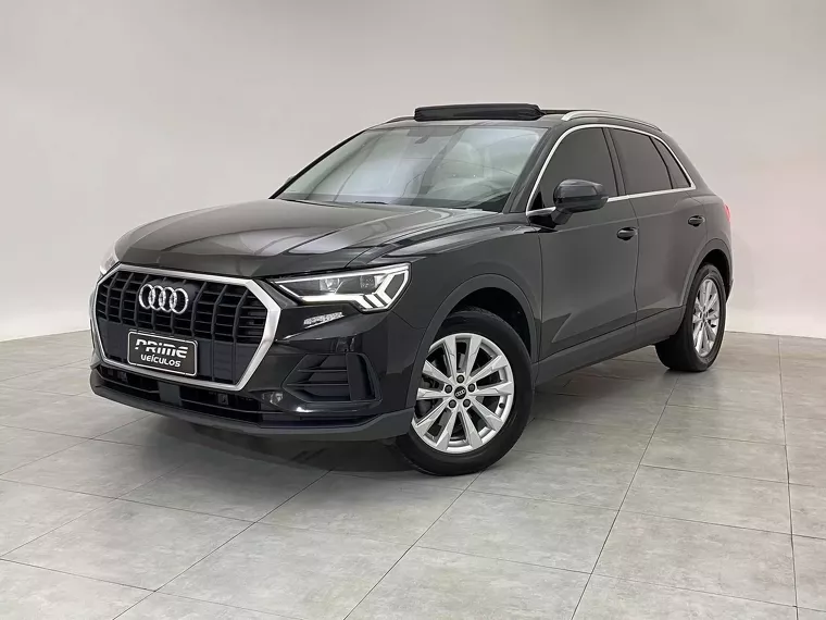 Audi Q3 Preto 16