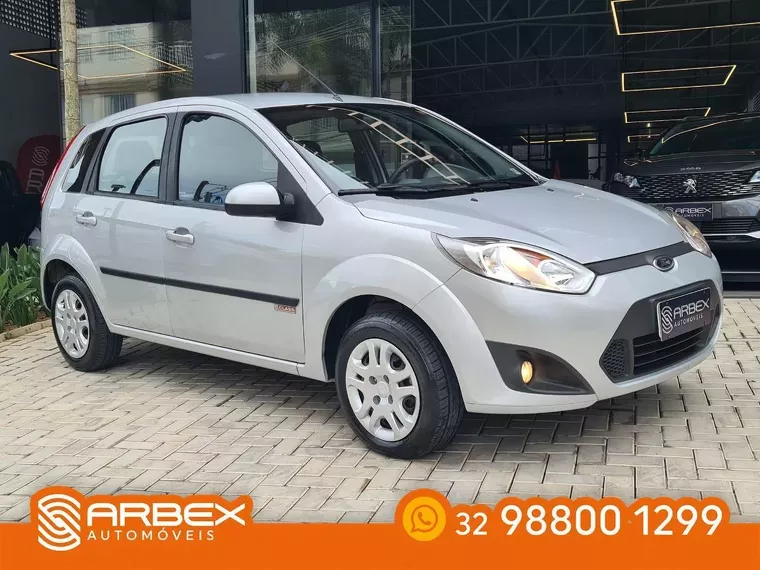 Ford Fiesta Prata 20