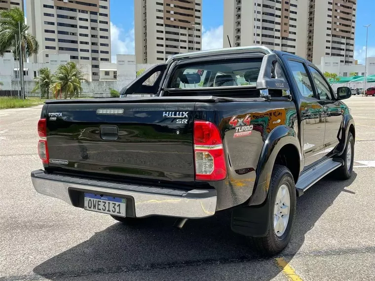 Toyota Hilux Preto 2