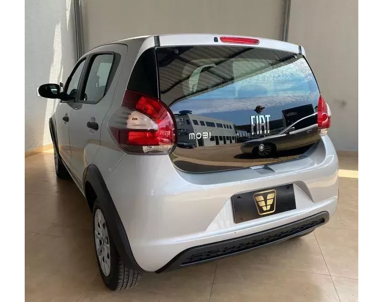 Fiat Mobi Prata 2