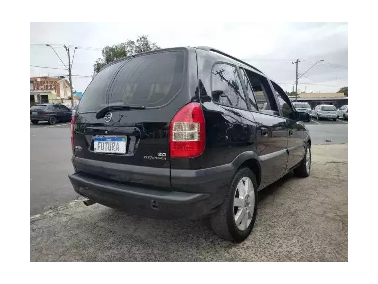 Chevrolet Zafira Prata 4