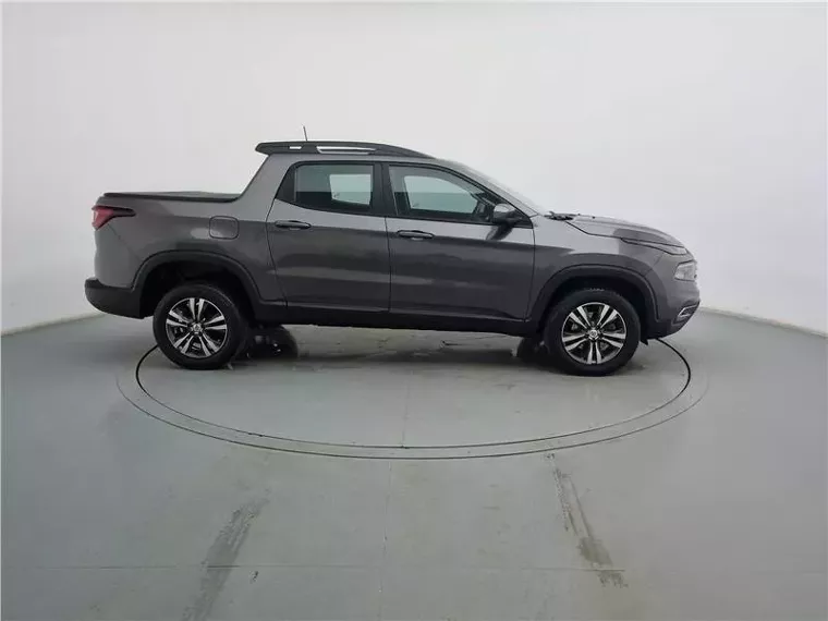 Fiat Toro Cinza 3