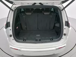 Jeep Commander