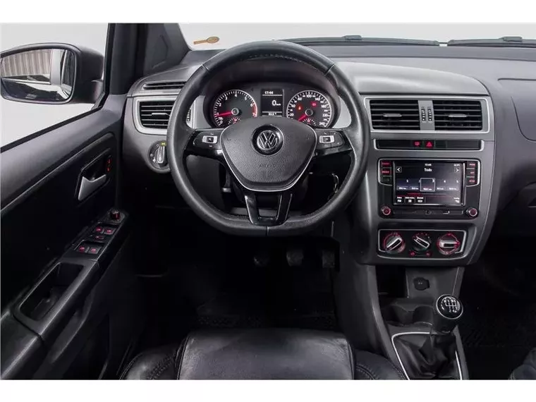 Volkswagen Fox Preto 13