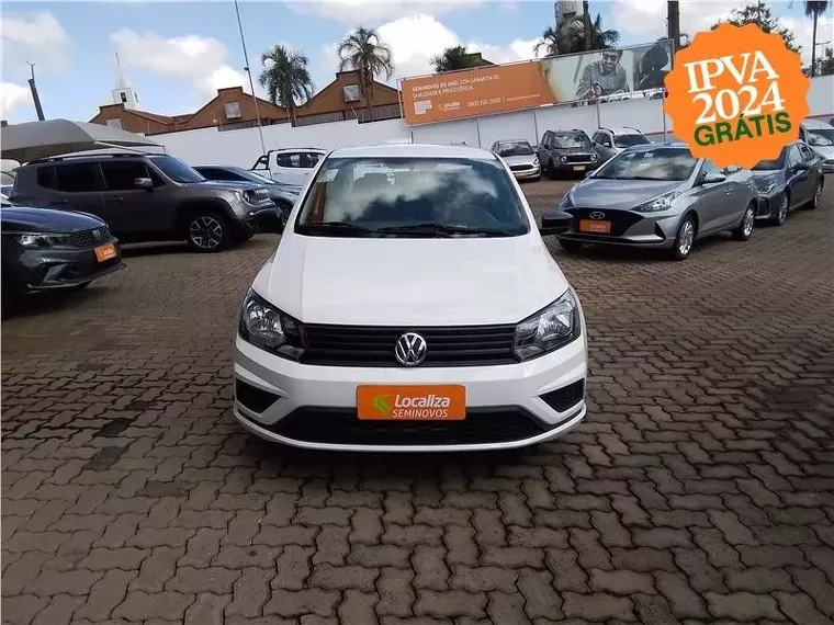 Volkswagen Voyage Branco 3