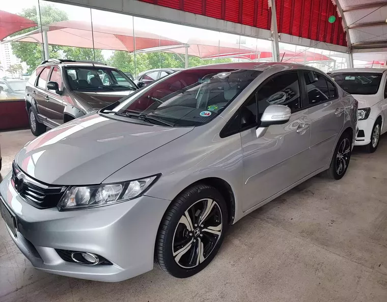 Honda Civic Prata 6