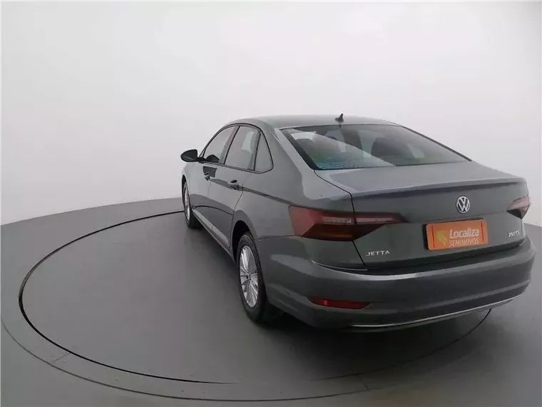 Volkswagen Jetta Cinza 1