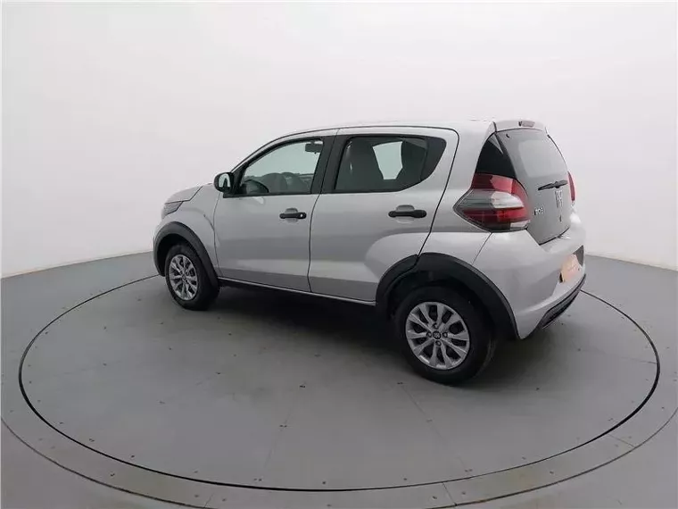 Fiat Mobi Prata 1