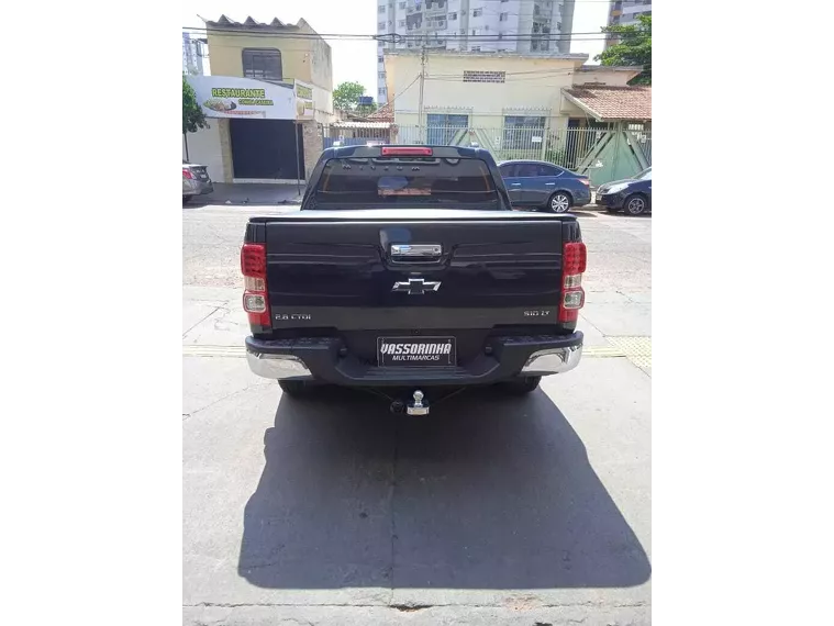 Chevrolet S10 Preto 28