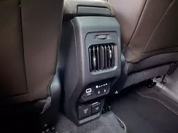 Jeep Commander