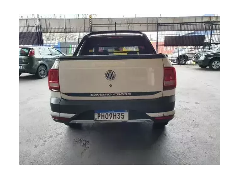 Volkswagen Saveiro Branco 6