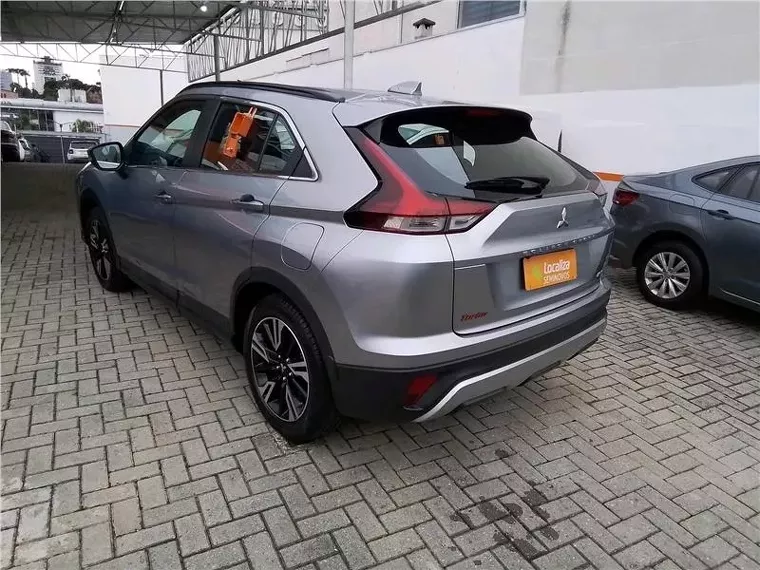 Mitsubishi Eclipse Cross Prata 5