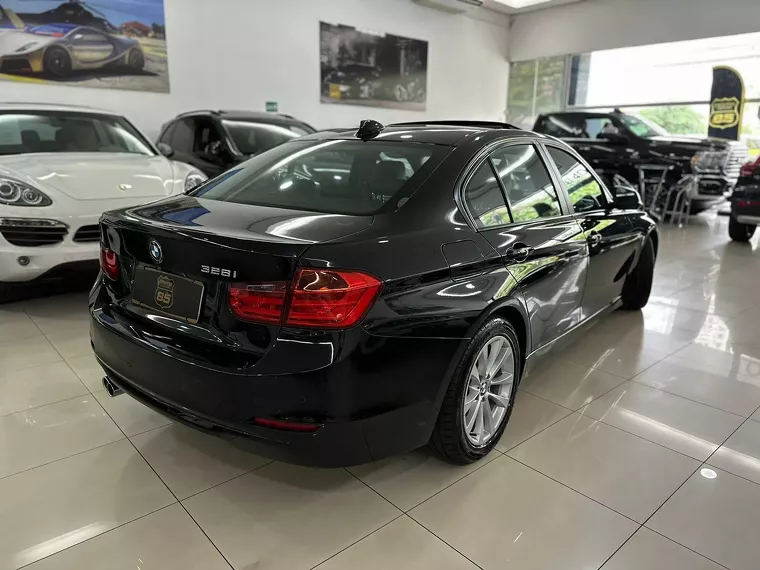 BMW 328i Preto 9