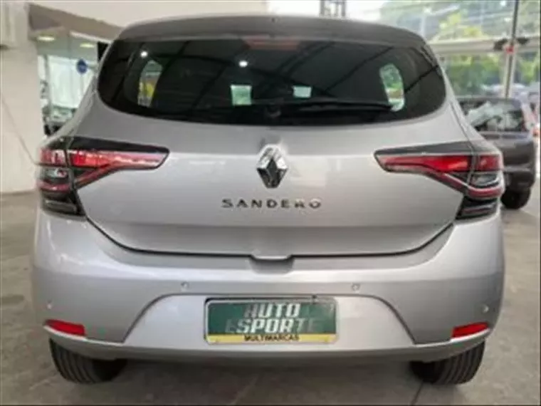 Renault Sandero Prata 14