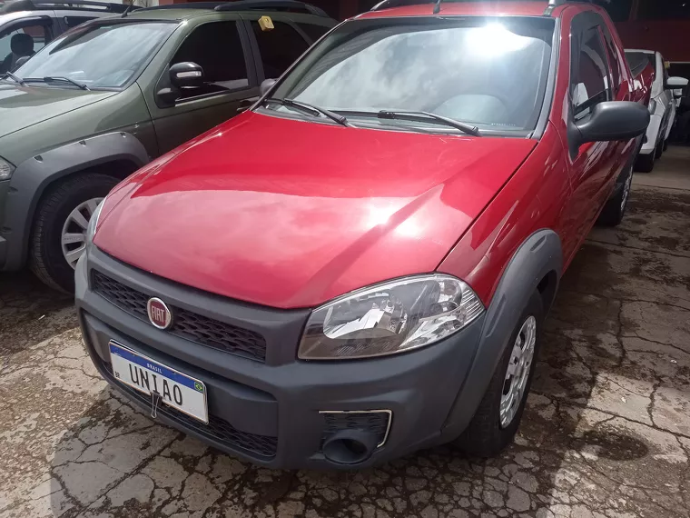 Fiat Strada Vermelho 1