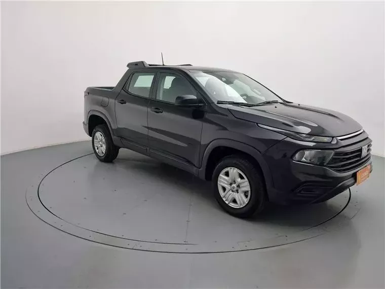 Fiat Toro Preto 3