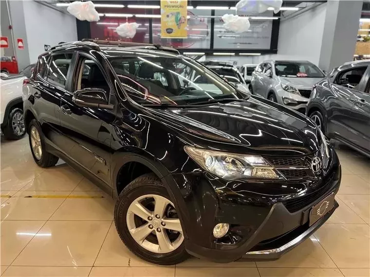 Toyota RAV4 Preto 18