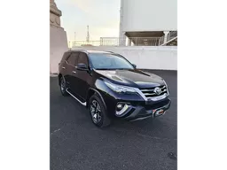 Toyota Hilux SW4